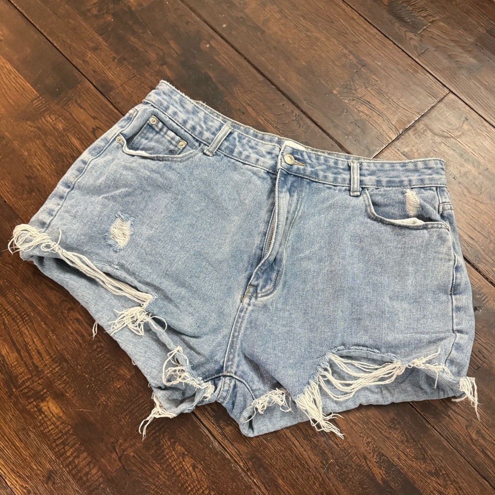 Princess Polly Light Blue Distressed Denim Shorts Size 12